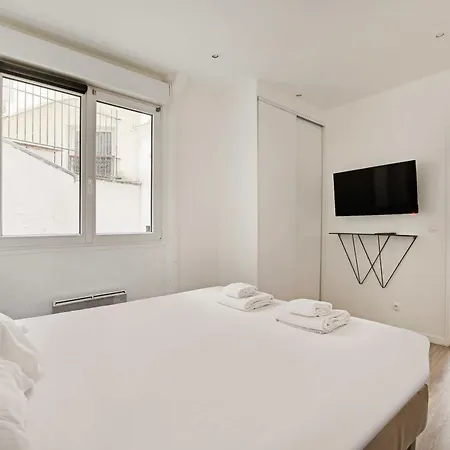 Apartamento Magnificent - 2br 6p - Rochechouart